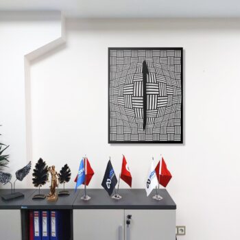 Islamische Metall Wandkunst „Elif“ – Arabische Kalligraphie mit Ornament – Modernes Muslimisches Wandbild – Handgefertigte Islamische Dekoration (70X90 cm)