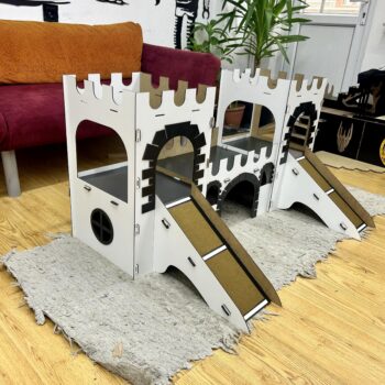 Luxuriöse Kaninchenhaus aus Holz – Handgefertigtes Zweitürenstil  für Innenbereich | Mehrstöckiges Schloss mit Plattformen & Treppe | Designer Schlafplatz für Kaninchen